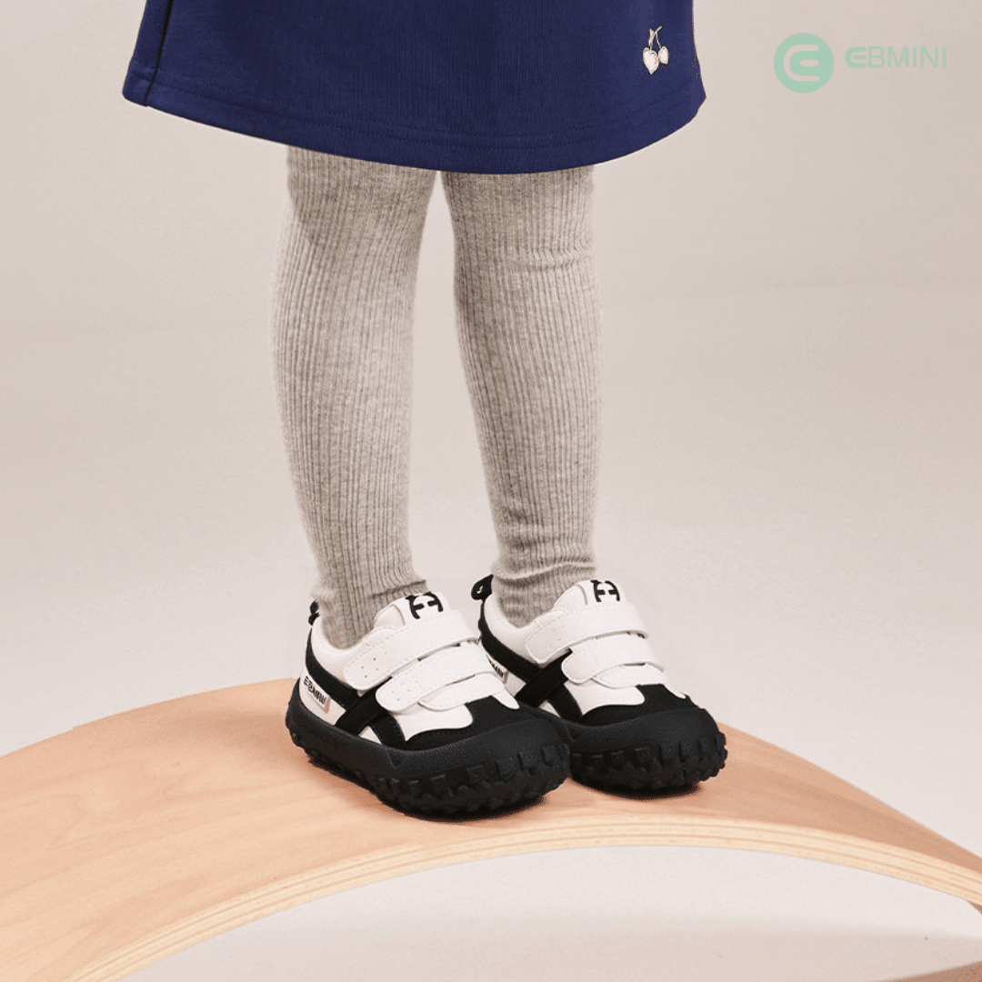 EBMINI® LEM – Sneaker Barefoot Ultraleggere per Bambini - Ebmini Italia - Nero - 16 (soletta 12,5 cm)